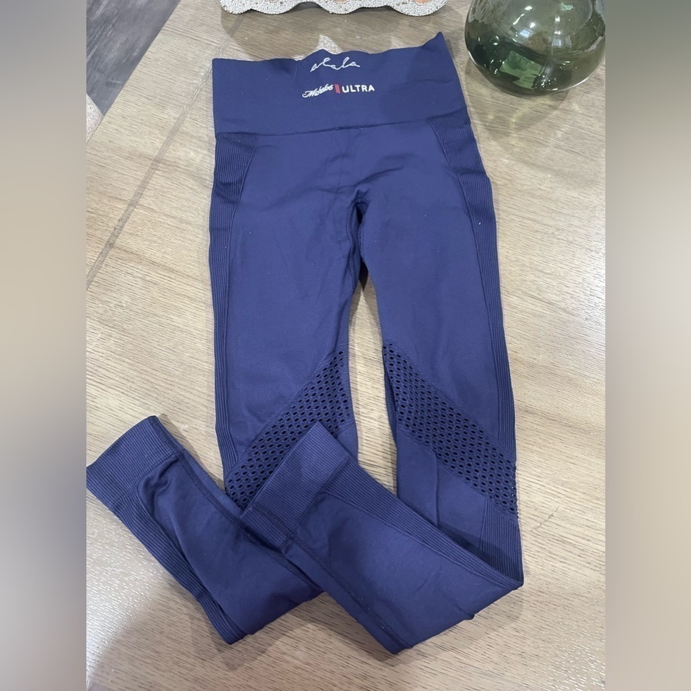 ALALA athletic leggings - Picture 2 of 8